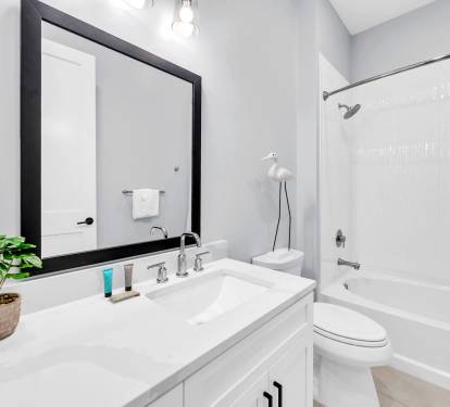 Hallway / Guest Bathroom 1 Part 1