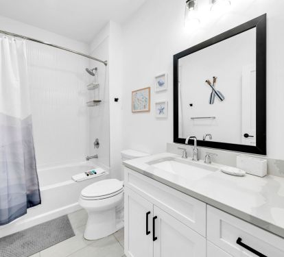 Hallway / Guest Bathroom 1 Part 1