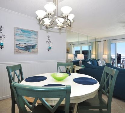 Dining Area - Emerald Isle Resort 712, Okaloosa Island, Fort Walton Beach Vacation Rentals by Sunset Resort Rentals