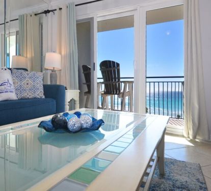Living Room - Emerald Isle Resort 712, Okaloosa Island, Fort Walton Beach Vacation Rentals by Sunset Resort Rentals