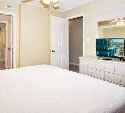 Master Bedroom
Gulf Dunes Resort unit 306
Fort Walton Beach Vacation Rentals