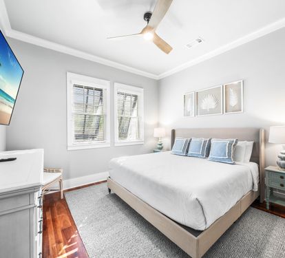 3rd Floor King Bedroom with Private Bathroom