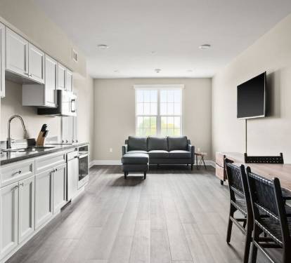 Photo #10
