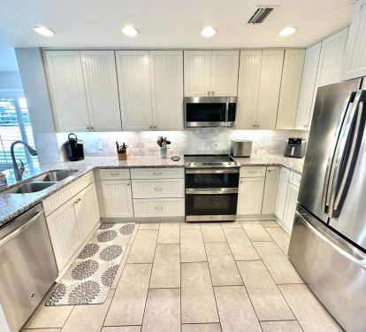Fully stocked kitchen