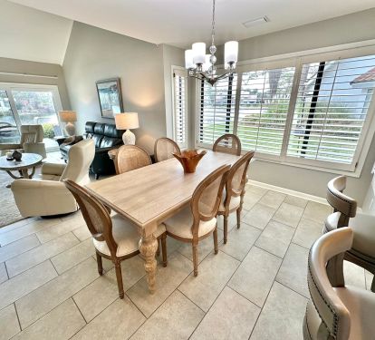 Dining area for 6
