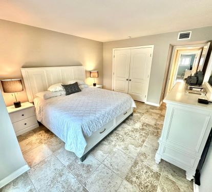 Guest Bedroom - King