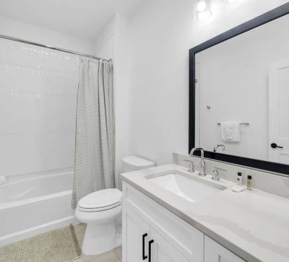 Hallway / Guest Bathroom 1 Part 1