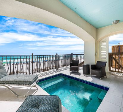 Private Splash Pool on the Beach!