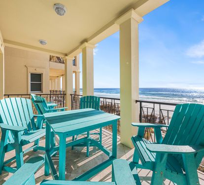 Covered Balcony Dining!