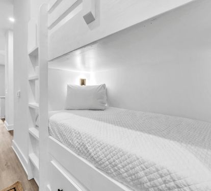 Hallway Bunks 1 Part 1