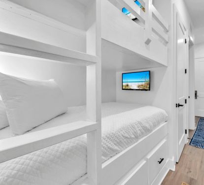 Hallway Bunks 1 Part 2