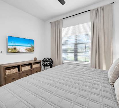 Guest Bedroom 