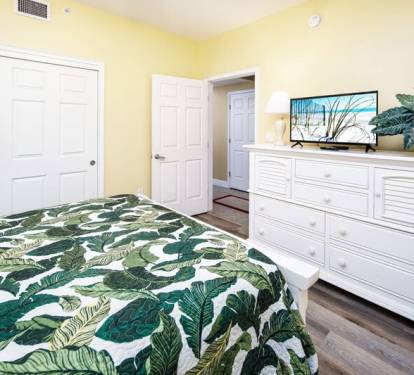 Guest Bedroom - Waters Edge Resort Unit 212 Fort Walton Beach Okaloosa Island Vacation Rentals