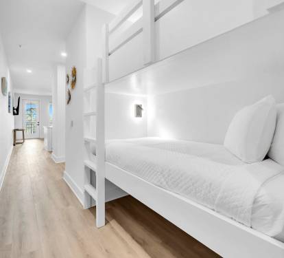 Hallway Bunks 1 Part 1