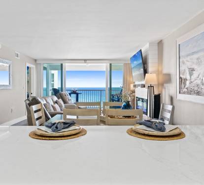 Wake up to breathtaking ocean views from your open-plan living space, where every window frames the endless blue horizon.