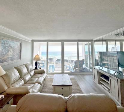 Sink into plush leather seating while ocean breezes flow through sliding doors to your private balcony with stunning sea views.
