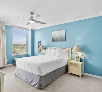Bedroom 2 with Queen Bed
