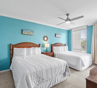 Bedroom 3 with 2 Queen Beds