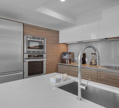 Kitchen with Stainless Steel Aplliances