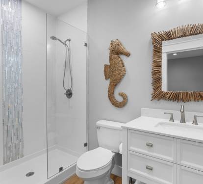 Bathroom 4 on Second Floor