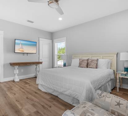 King Bedroom 6 on Second Floor