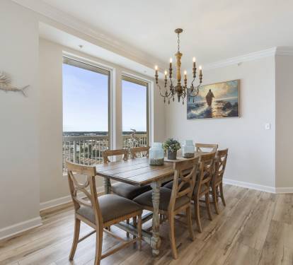 Oceanview Dining Space