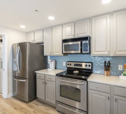 Modern Granite Kitchen