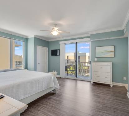 Serene King Suite