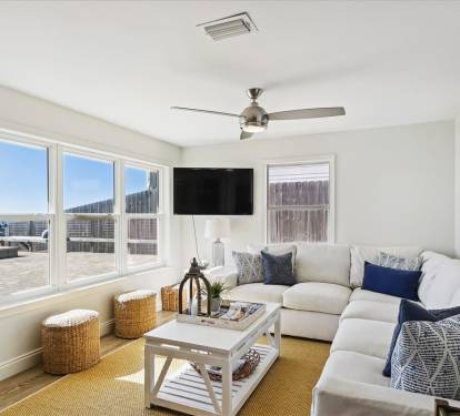 Bright Open Living