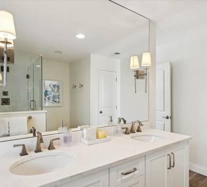 Spa-Like Bath Retreat