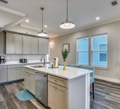 Main Level-Kitchen Island