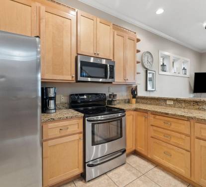 Fully-Equipped Chef’s Kitchen