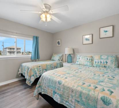Bonhomme Richard East Bedroom 2
