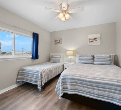 Bonhomme Richard East Bedroom 4