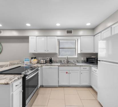 Bonhomme Richard West Kitchen