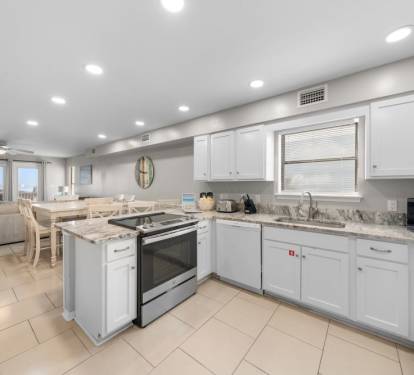 Bonhomme Richard West Kitchen