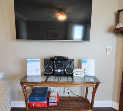 2 - Living Room (8)