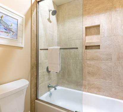 Summer Salt West Bathroom 4