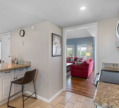 Sunset Daze Kitchen