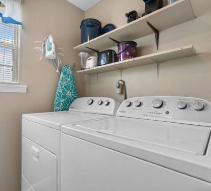 Sunset Daze Full Size Washer + Dryer