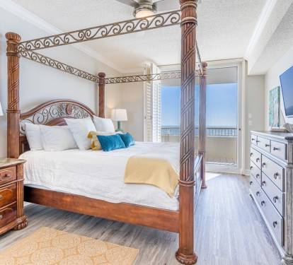 Beach Club 1705B Primary Bedroom with King Bed