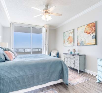 Beach Club 1705B Bedroom 2 with King Bed