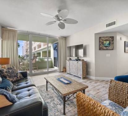 Beach Club 303A Living Room