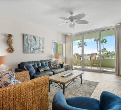 Beach Club 303A Living Room
