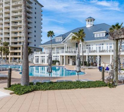 Beach Club Clubhouse Outdoor Pool (Available for fee to Condos with Membership)