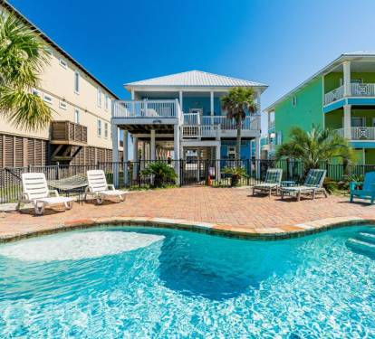 Lyndi Lou Private Pool