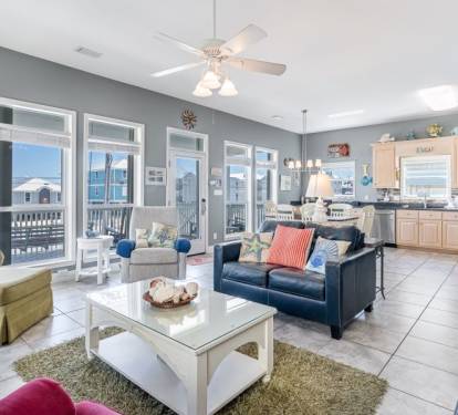 Lyndi Lou Living Room