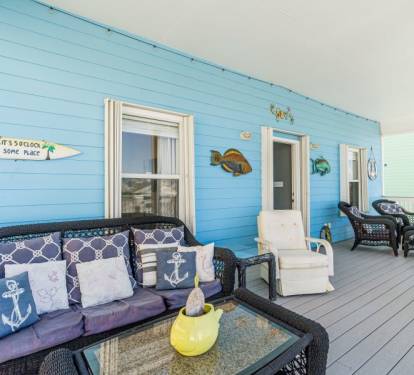 Lyndi Lou Back Porch
