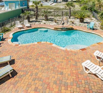 Lyndi Lou Private Pool