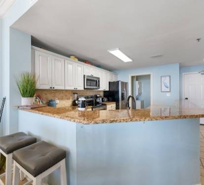 Beach Club 1208C Kitchen Counter Seats 2